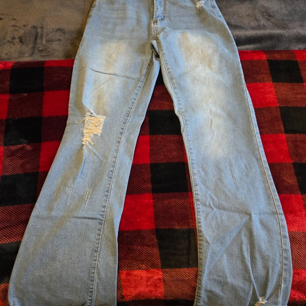 Jeans - Picture 2 of 3